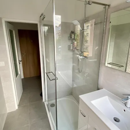 Bratislava, Caste Family Apartment, Private Free Parking, Old Town, Caste View * Bratislava