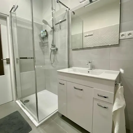 아파트 Bratislava, Caste Family Apartment, Private Free Parking, Old Town, Caste View *