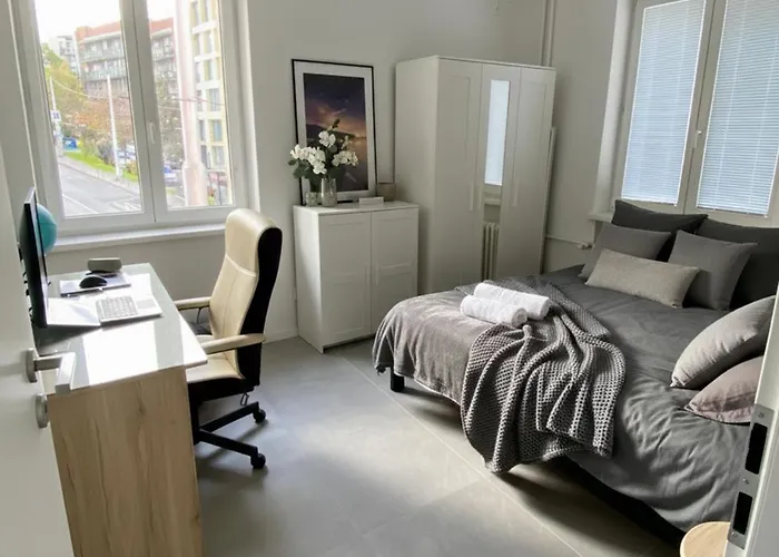 Bratislava, Caste Family Apartment, Private Free Parking, Old Town, Caste View * ブラチスラヴァ