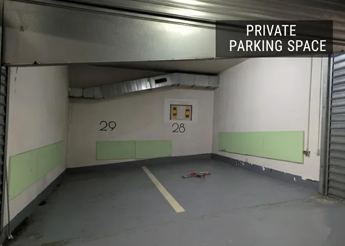 Caste Apartment, 1-4 Guests, Garage, Historical Downtown アパート ブラチスラヴァ