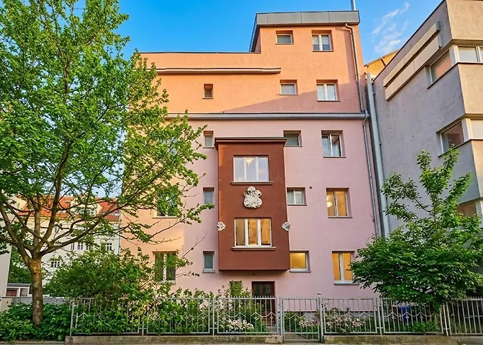 Bratislava, Caste Family Apartment, Private Free Parking, Old Town, Caste View ברטיסלאבה